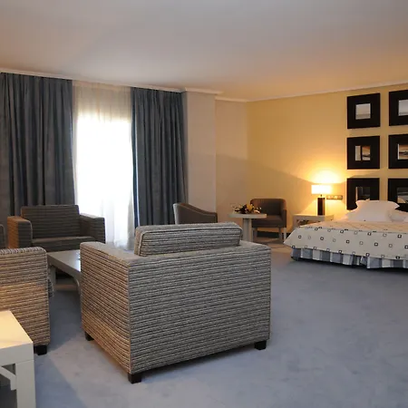 Hotel Beatriz Auditorium & Toledo