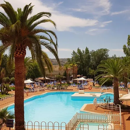 Hotel Beatriz Auditorium & 4*