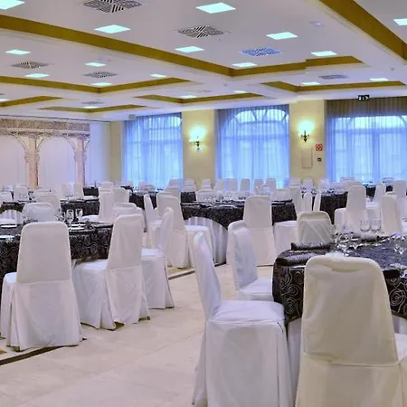 Beatriz Auditorium & Hotell 4*