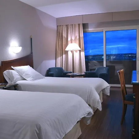 Beatriz Auditorium & Hotel Toledo