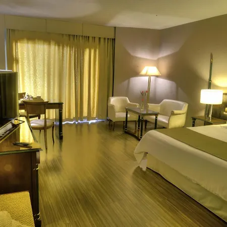 Beatriz Auditorium & 4* Толедо