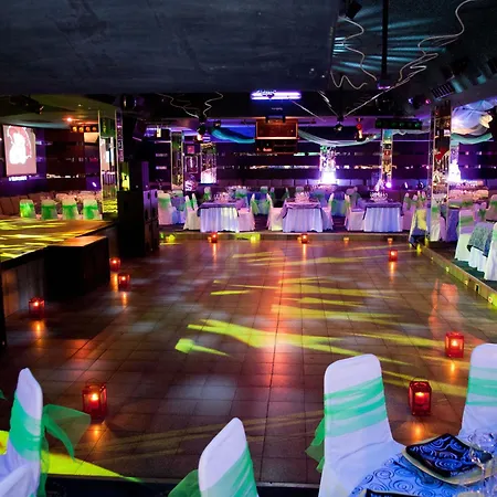 Готель Beatriz Auditorium & 4*