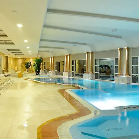 Beatriz Auditorium & Hotel 4*