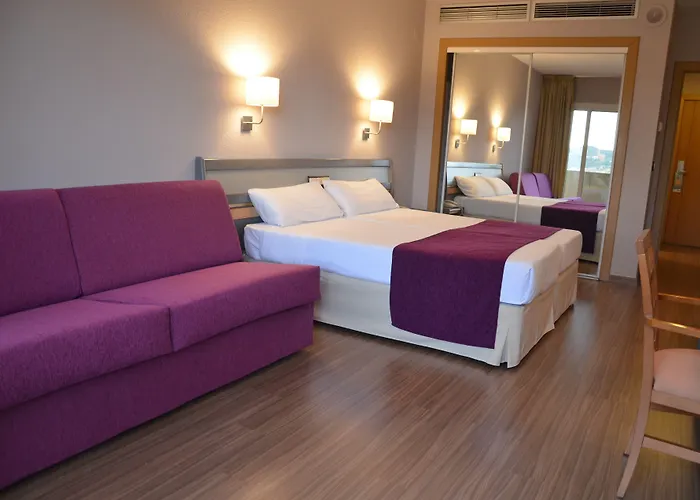 Hotel Beatriz Auditorium & Toledo