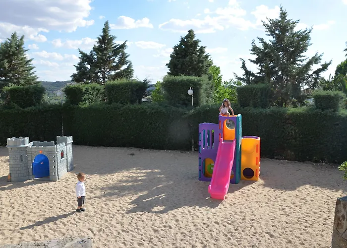 מלון Beatriz Auditorium & 4*