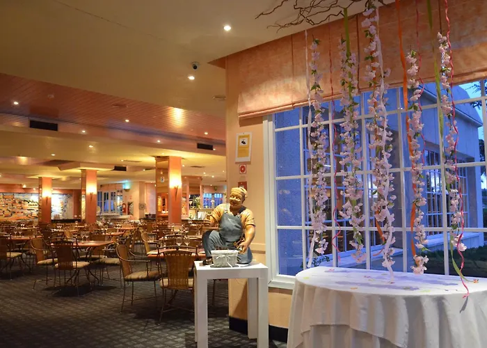 Beatriz Auditorium & 4*