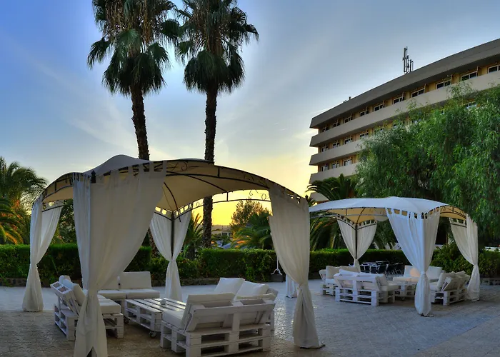 Beatriz Auditorium & 4*